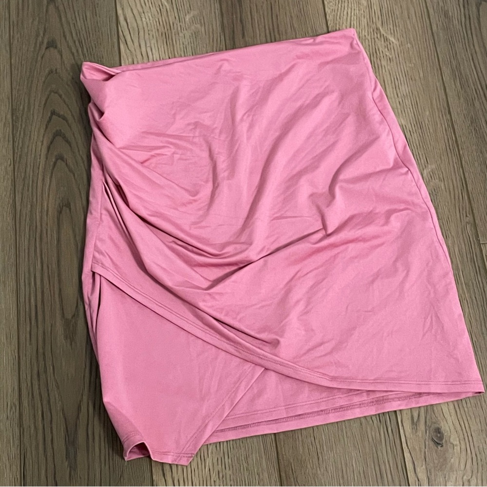 Superdown Valencia Pink Tulip Mini Skirt‎ NEW